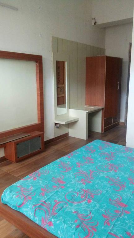 Hill Paradise Hotel Nagchala Bagian luar foto