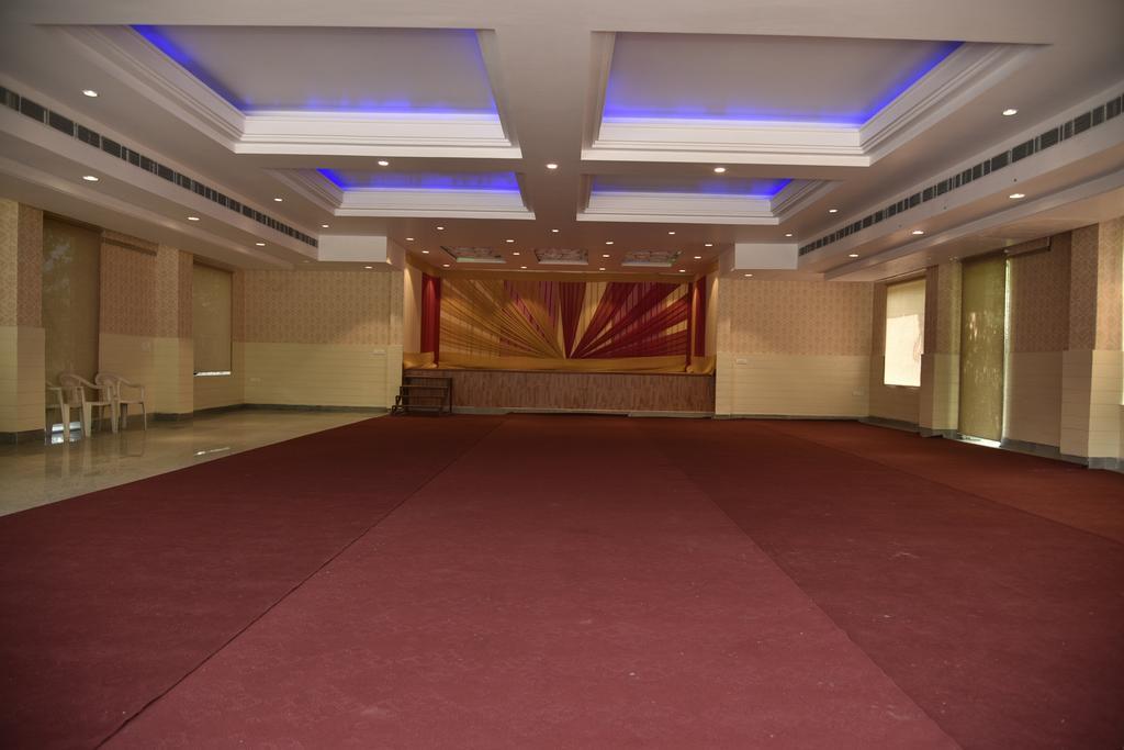 Hill Paradise Hotel Nagchala Bagian luar foto