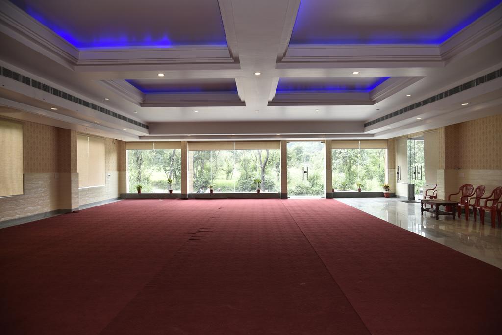 Hill Paradise Hotel Nagchala Bagian luar foto