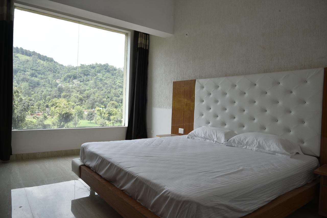 Hill Paradise Hotel Nagchala Bagian luar foto